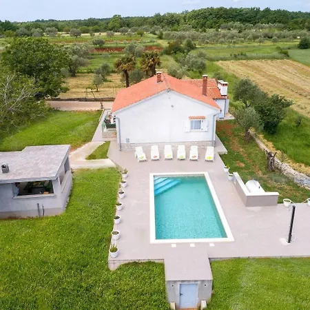 Feriehus Modern Holiday With Private Pool In